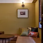 Quintet Bnb